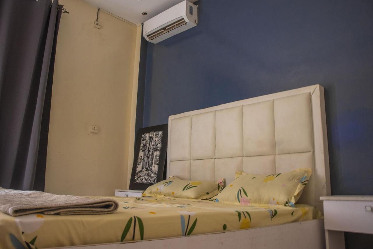 Apartment Dalou Hote, Cite Mixta