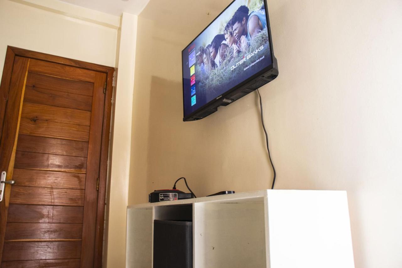 Apartment Dalou Hote, Cite Mixta Dakar