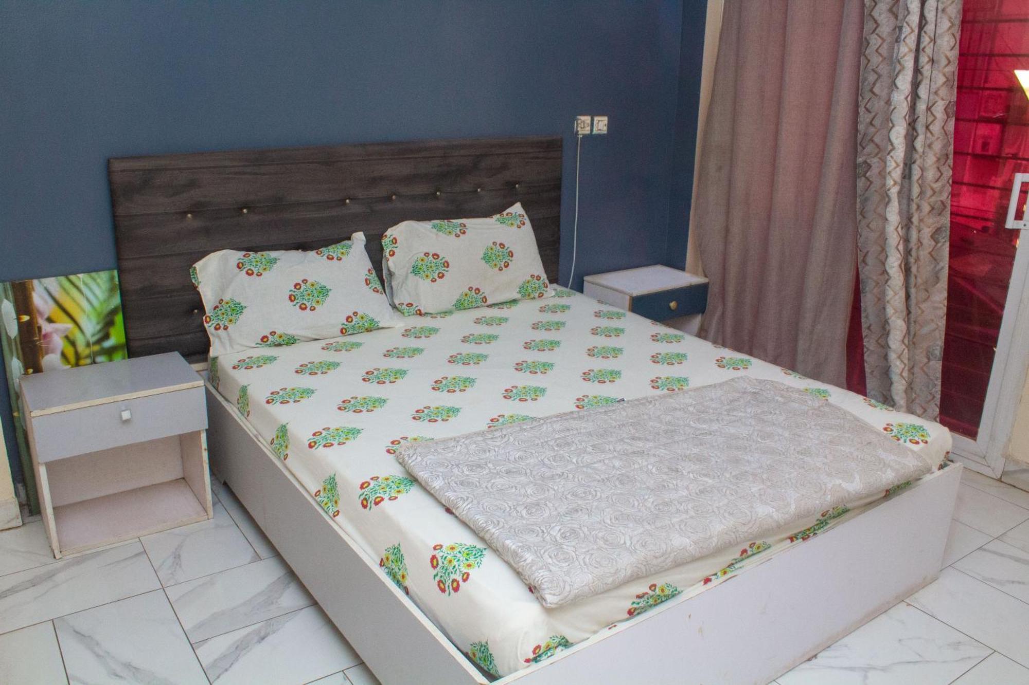 Dalou Hote, Cite Mixta Apartment Dakar
